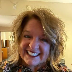 Meet your Posher, Robin